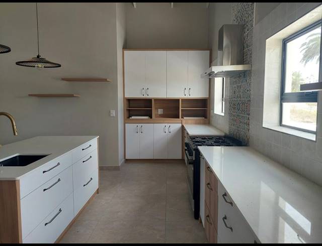 3 BEDROOM HOUSE FOR SALE IN SHELLEY POINT